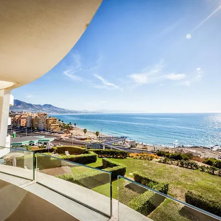 Vivi Homes - Emerald Pool, Sea View, Gym & Sauna El Faro