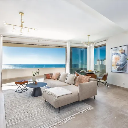 Vivi Homes - Emerald Pool, Sea View, Gym & Sauna Appartamento