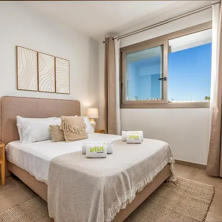 Vivi Homes - Emerald Pool, Sea View, Gym & Sauna El Faro