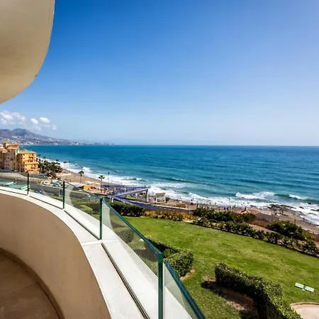 Vivi Homes - Emerald Pool, Sea View, Gym & Sauna *