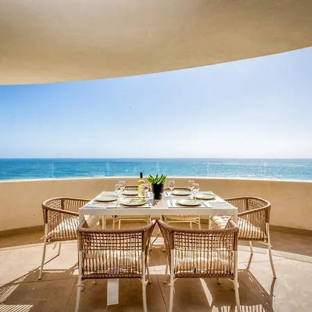 Vivi Homes - Emerald Pool, Sea View, Gym & Sauna El Faro